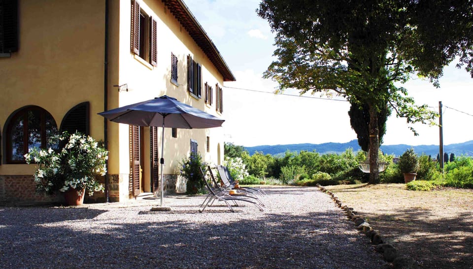 Casa Colonica garden - 180° panoramic view and amazing sunsets !