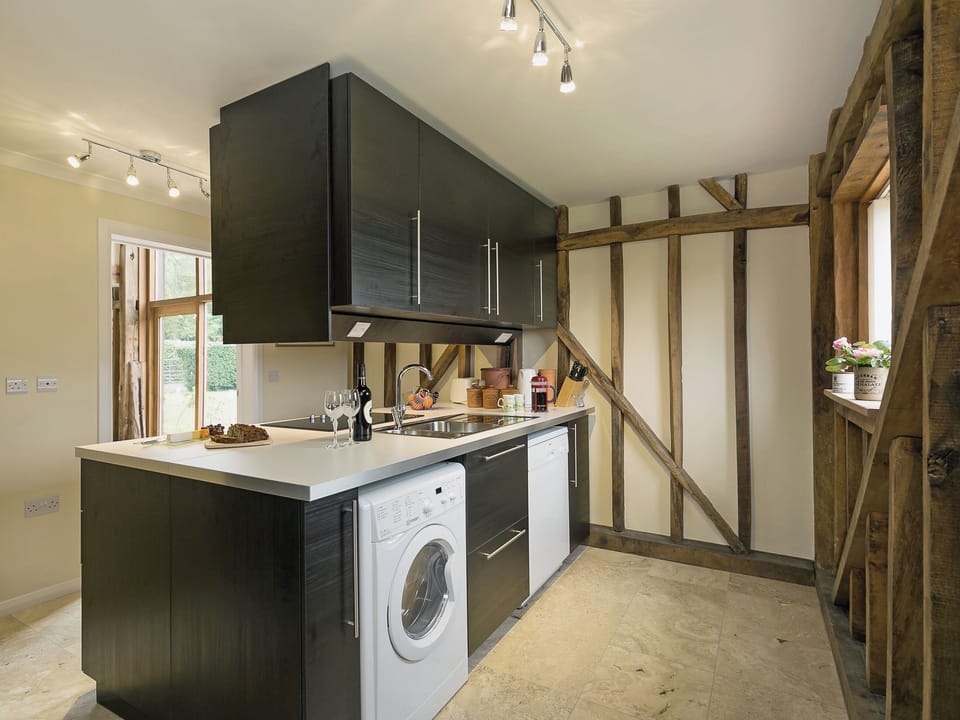 Kitchen | Chilsham Barn, Herstmonceux, nr. Hailsham