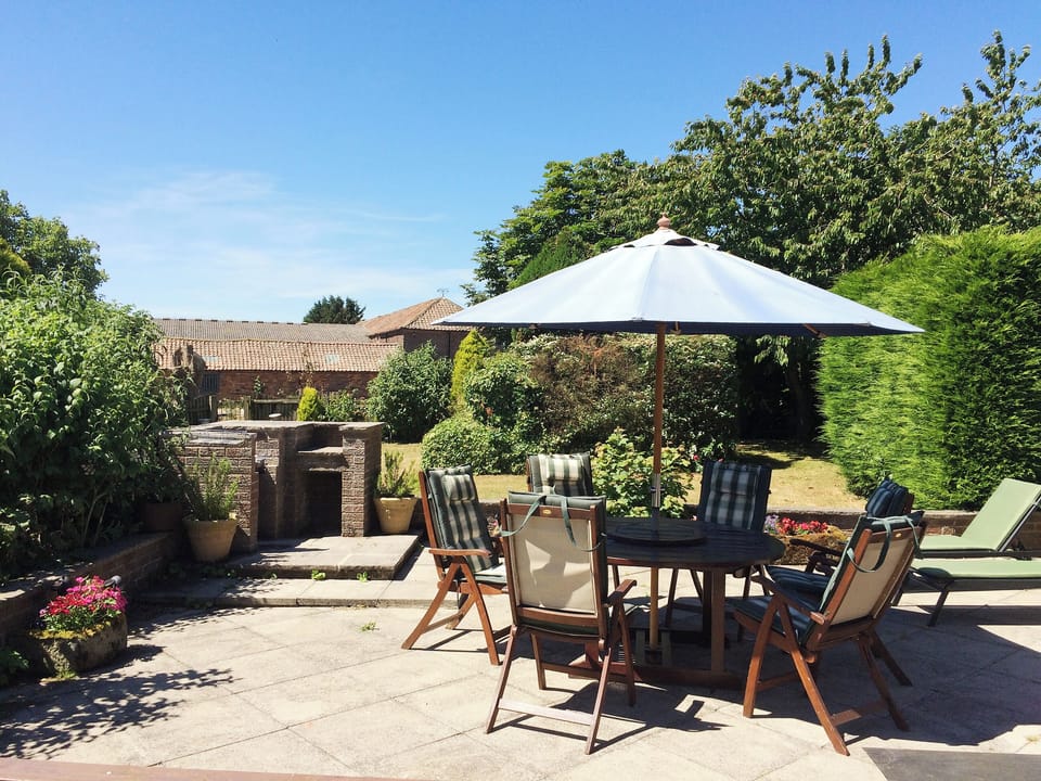 Relaxing sitting-out-area | Carr House, Scarborough