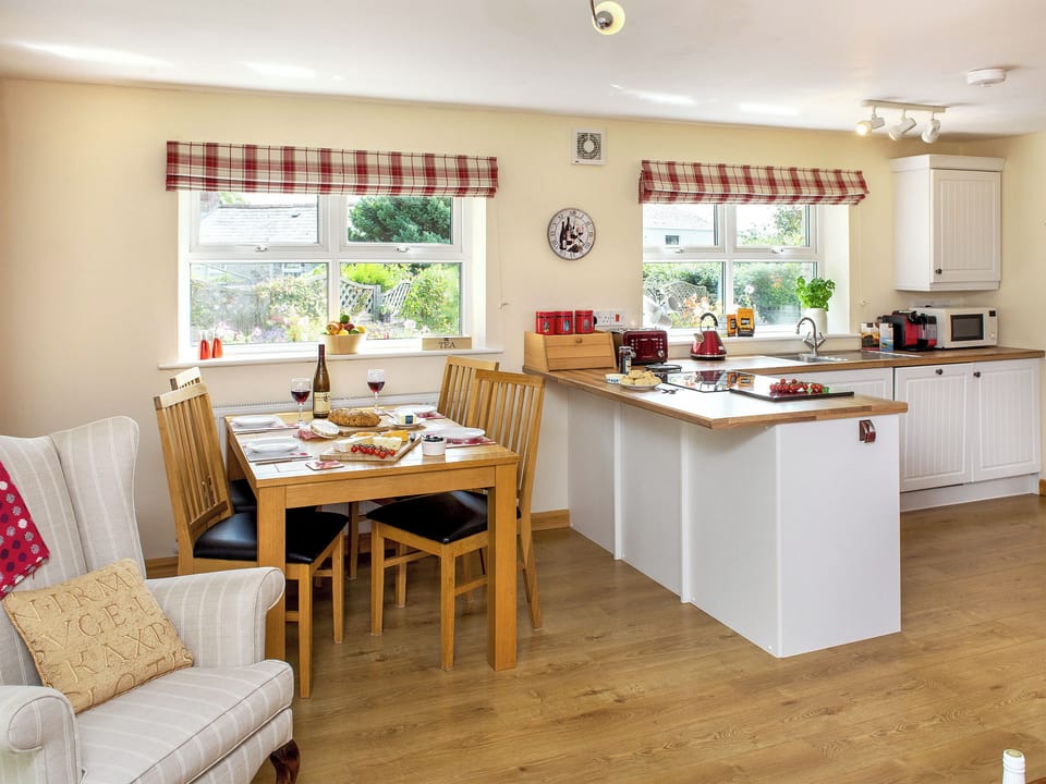 Well presented open plan living space | Blackberry Cottage, Coads Green, near Launceston