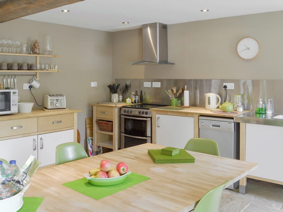 Well-equipped kitchen | West Barn, Holymoorside, near Chesterfield