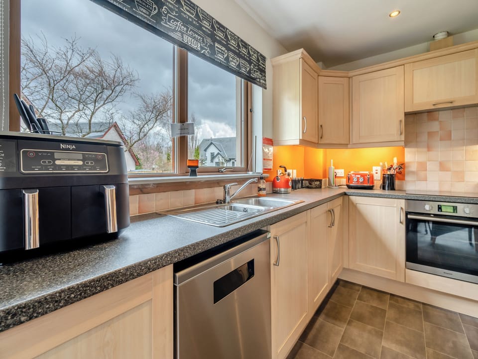 Well appointed kitchen area | Cairn View - Allt Mor Cottages, Aviemore