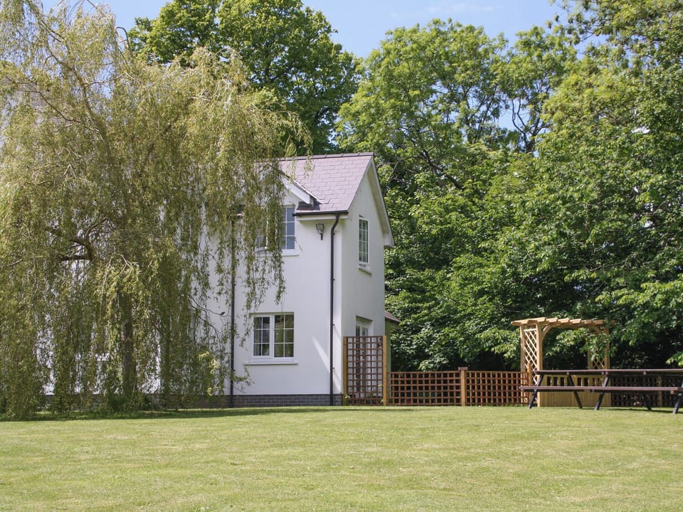 Large open gardens | Cornant, Llechryd, near Cardigan