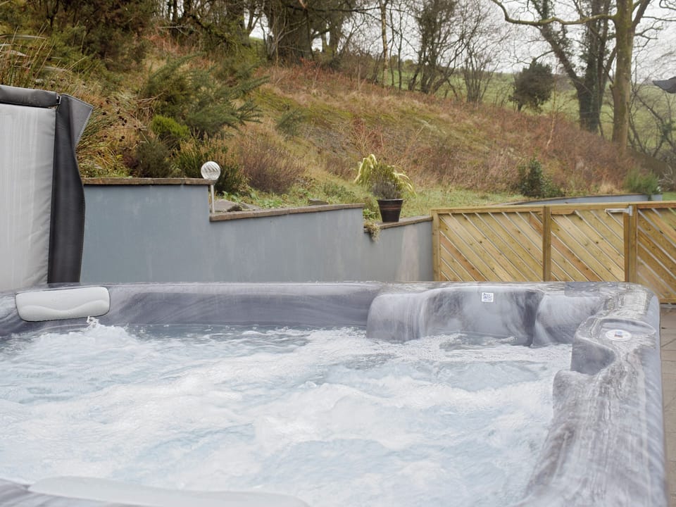 Luxurious hot tub | Beudy - Bwlch Y Person Barns, Dihewyd, near Aberaeron