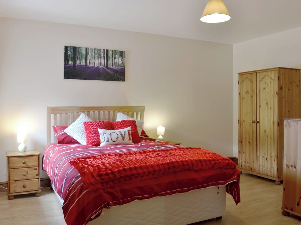 Double bedroom | Maes Y Prior Holiday Barns - The Parlour, Carmarthen