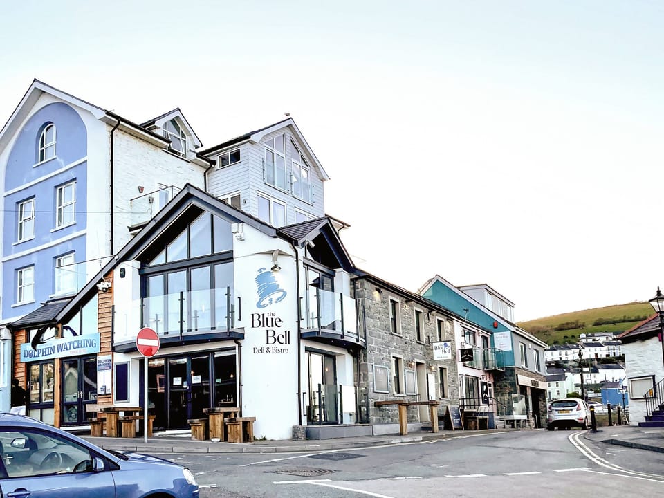 Surrounding area | Seascape, New Quay