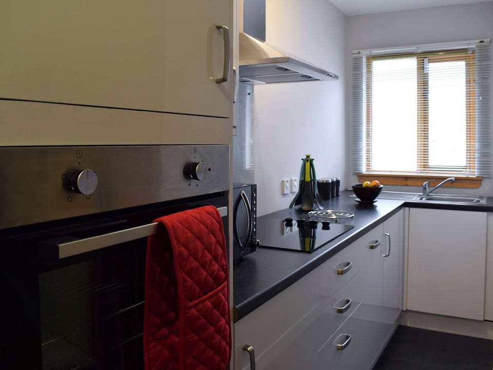 Well-equipped kitchen | Crossburn Hideaway, Arden, near Helensburgh