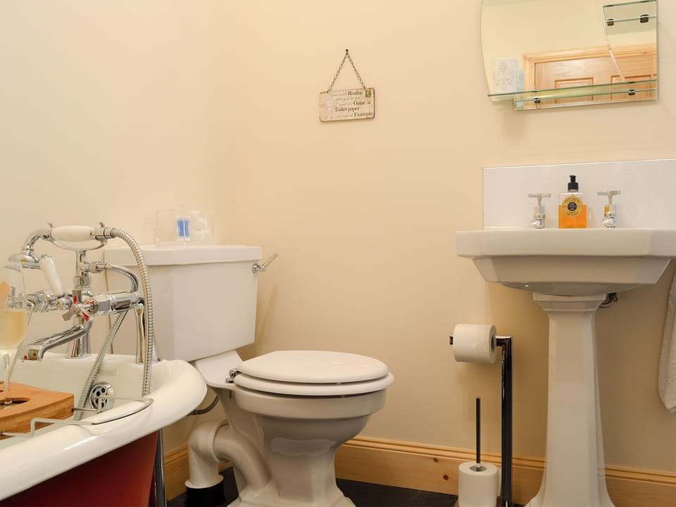 Bathroom | Kilbride Beach Cottage, near Lochboisdale, Isle of South Uist