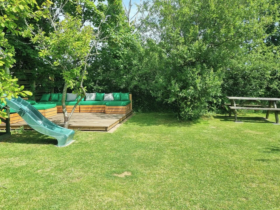 Garden and grounds | Rhos Y Grug, Llangwnadl, near Pwllheli