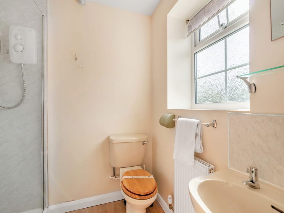 Bathroom | No. 2 The Stables - Pear Tree Farm Cottages, Ebberston, near Scarborough
