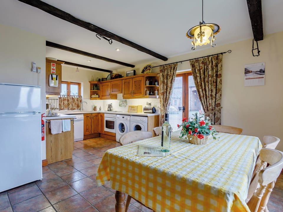 Kitchen/diner | Timbers Barn - Thorpland Manor Barns, Runcton Holme