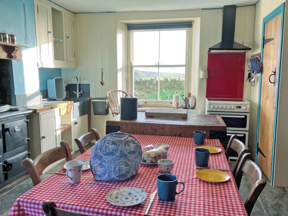 Large farmhouse style kitchen/diner | Downhouse - Downhouse Cottages, Trebarwith, near Delabole