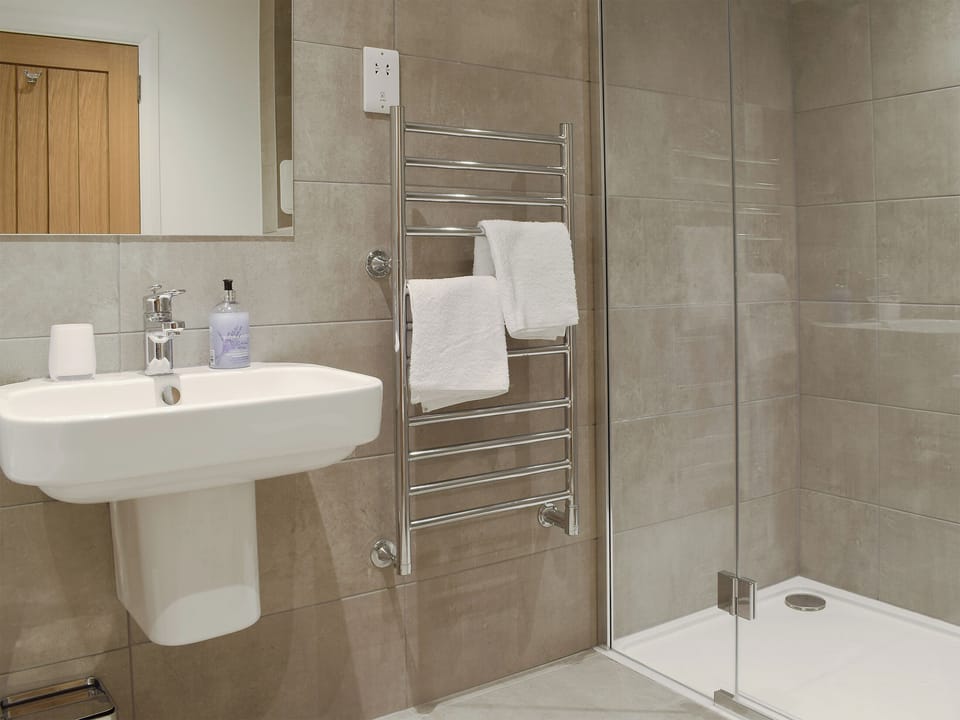 Tiled bathroom with bath and shower cubicle | Anemone, Kenmore, near Aberfeldy
