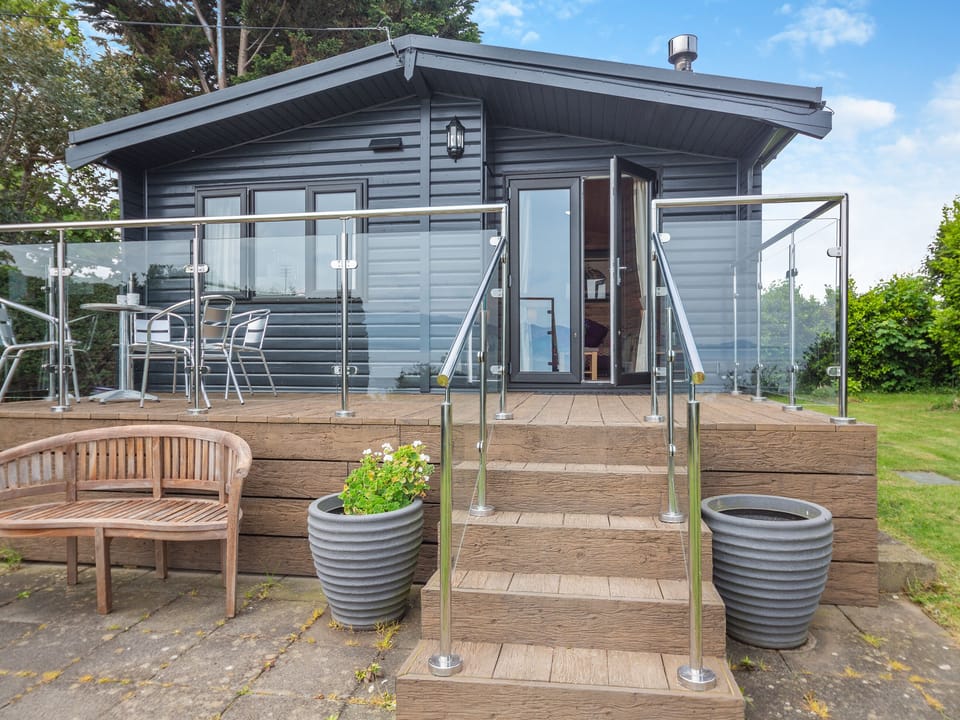 Exterior | Ty Glan Mor (The Beach House) - Water&rsquo;s Edge Cottages, Llanfaes, Beaumaris, Anglesey