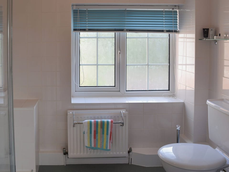 Bathroom | Swift Cottage, Sewerby, near Bridlington