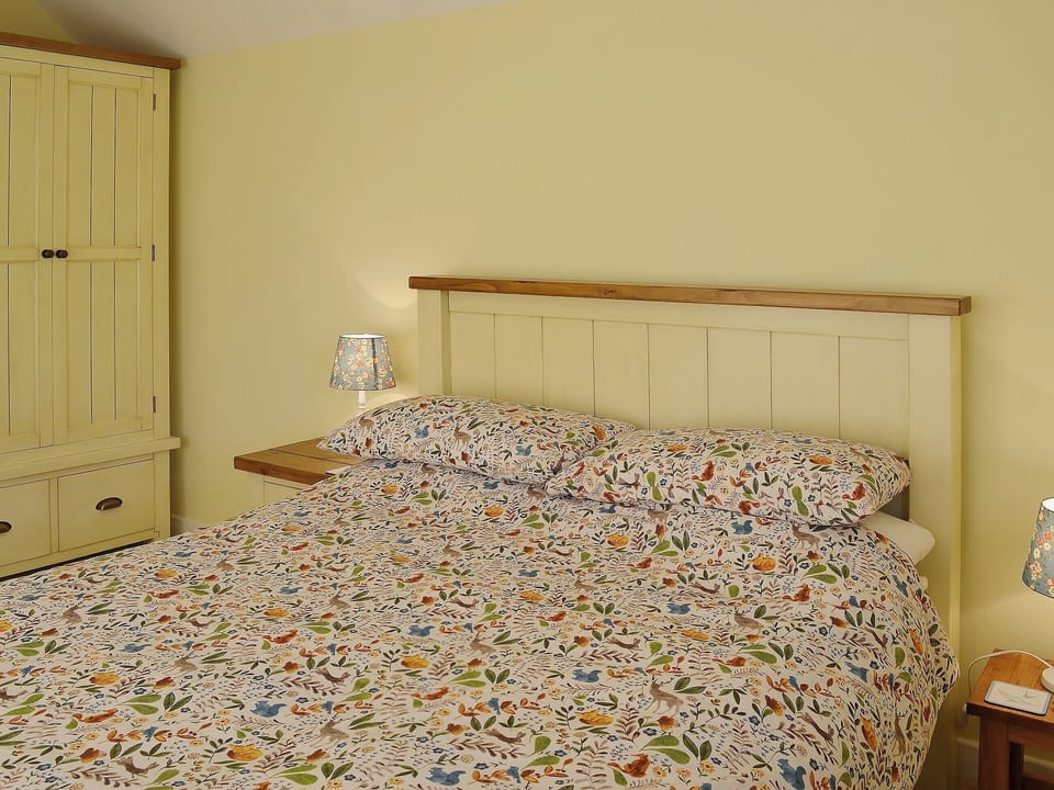 Double bedroom | Swift Cottage, Sewerby, near Bridlington