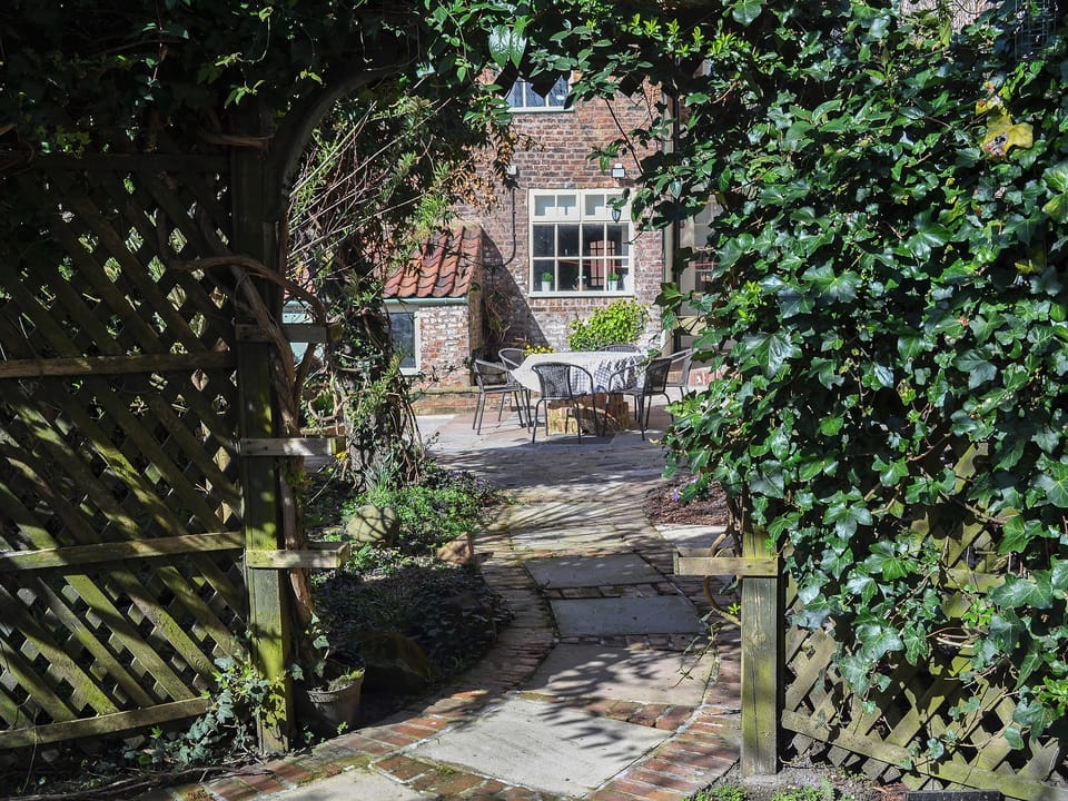 Secluded and private garden | Nell&rsquo;s Cottage, Bridlington