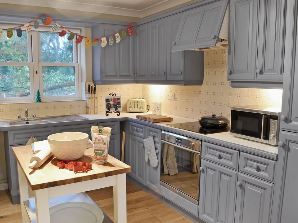 Kitchen/diner | Bitchfield Tower Cottages - Tower Cottage, Belsay