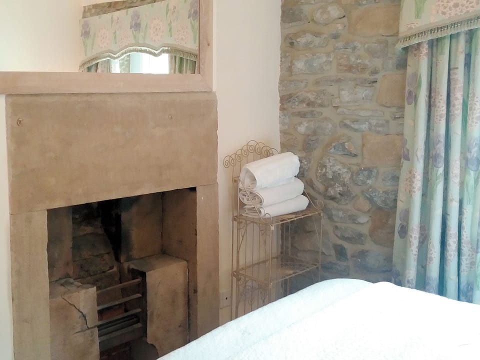 Double bedroom | Corner Cottage, Bakewell