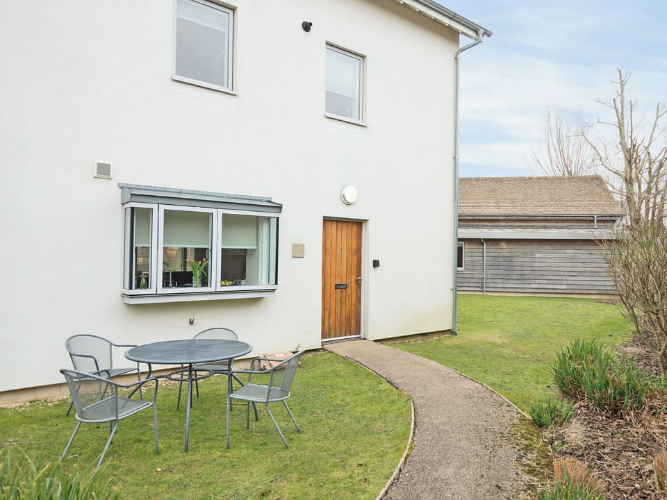 Fabulous house situated in a private 450-acre natural reserve | Lower Mill Estate, Cirencester