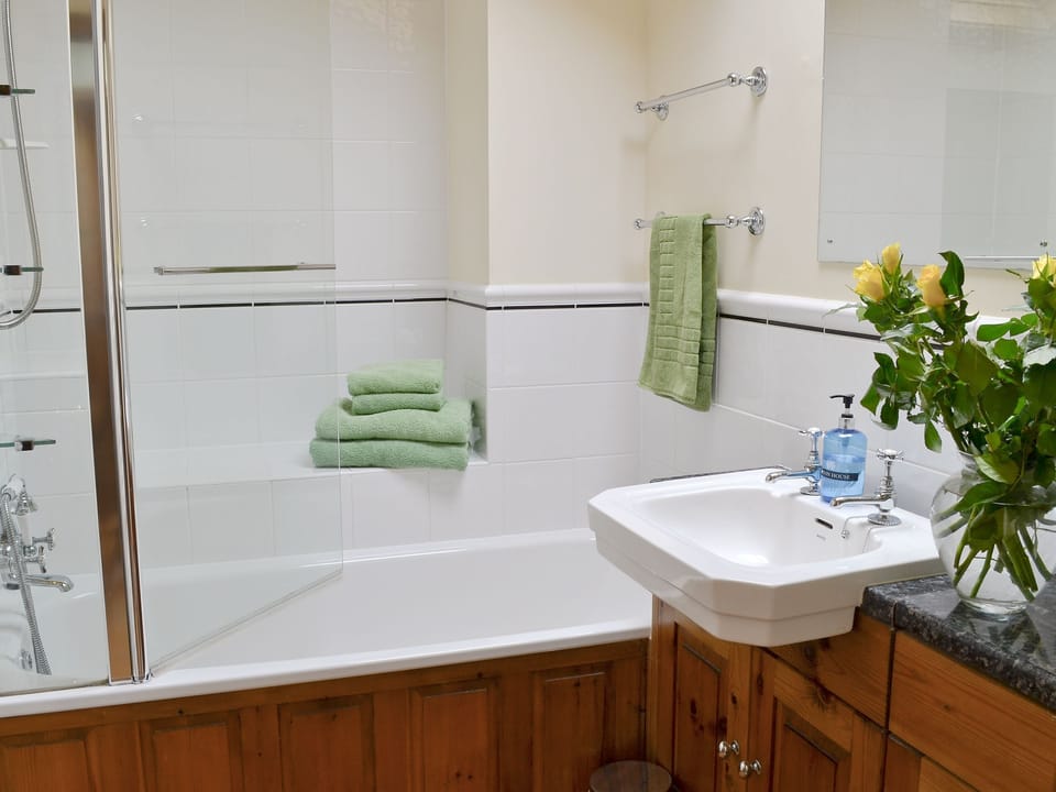 Bathroom | Webbery Manor Estate - The Appleloft, Webbery, nr. Bideford