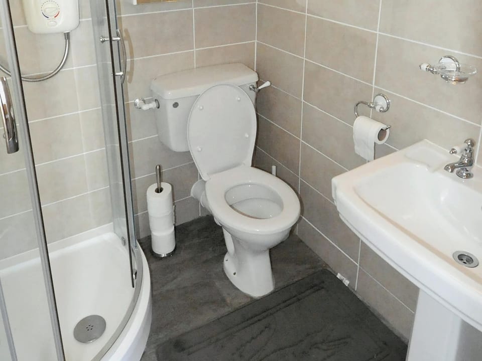 Shower room | Sea Haven, Gorran Haven, St Austell