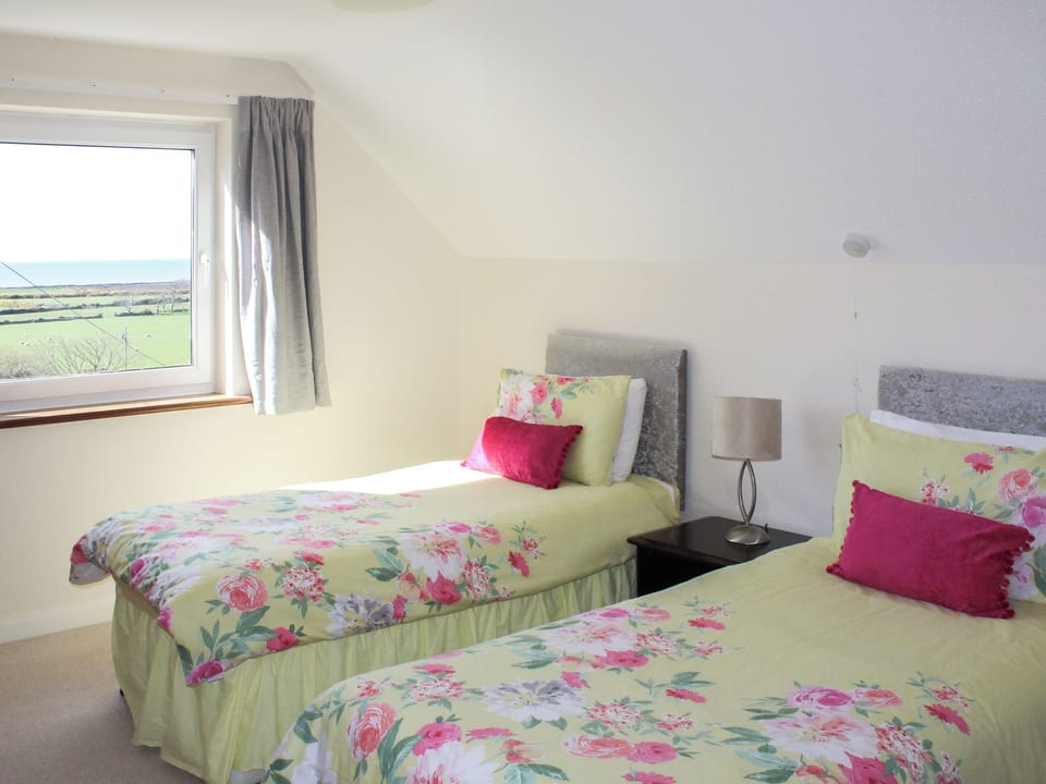 Bedroom | Rhandir-Mwyn, Pontllyfni, near Caernarfon