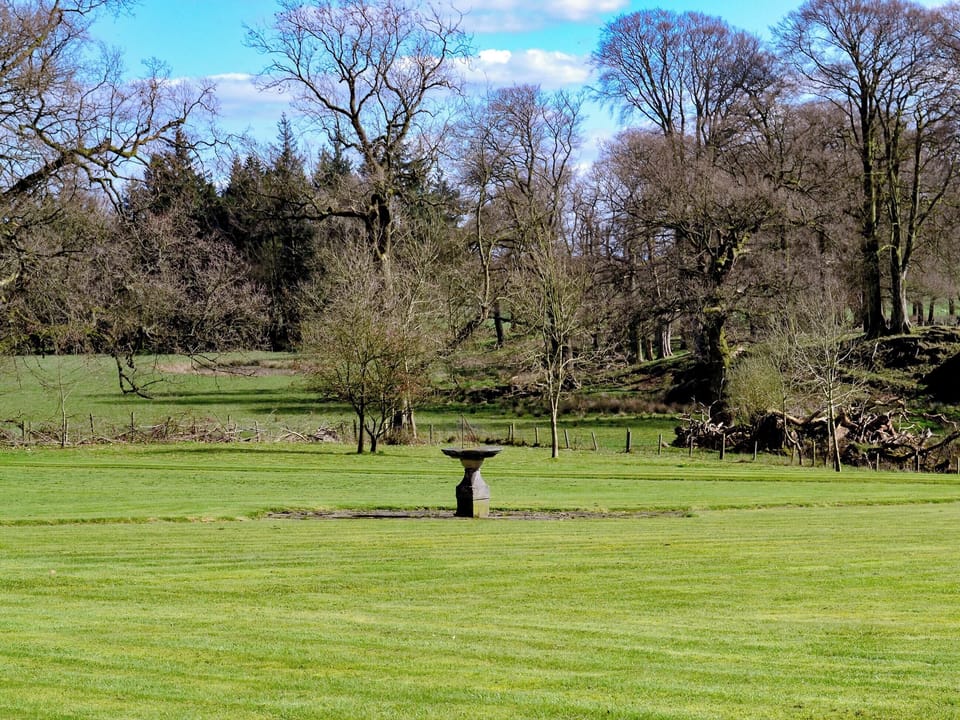 Extensive lawned recreation area | Kinneddar Cottage, Nether Cottage - Nether Kinneddar Lodge Cottages, Saline, near Dunfermline