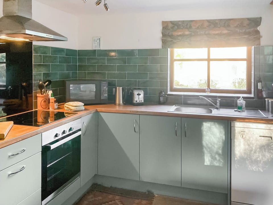 Kitchen area | Ty Bach - Fachongle Ganol Cottages, Fachongle Ganol, near Newport