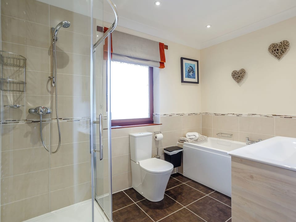 Bathroom | Ard Taigh, Fearnan, near Aberfeldy