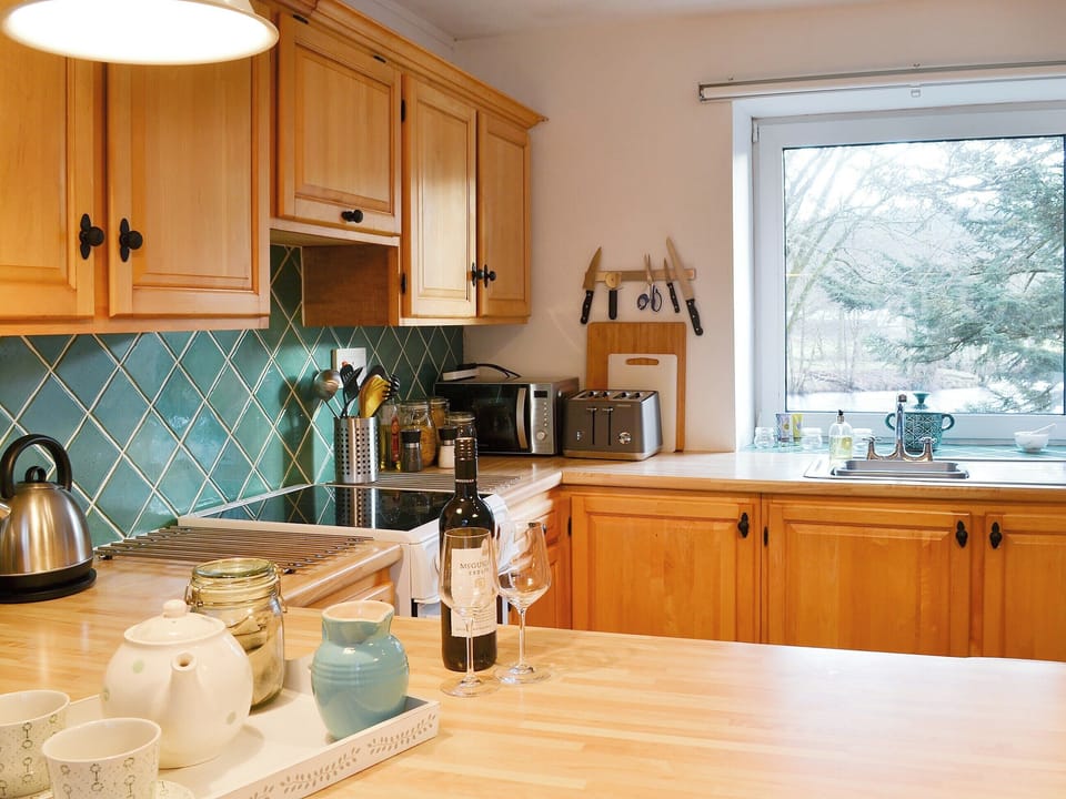Kitchen/diner with breakfast bar | Craig Lora, Dalmally, near Oban