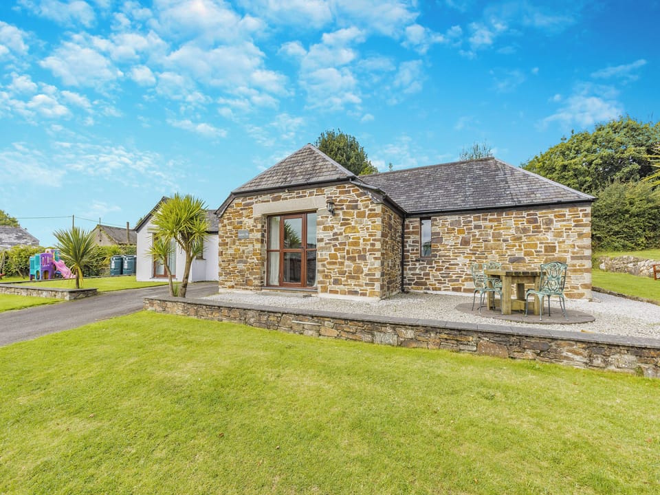 Exterior | Higher Churchtown Farm - Kettle&rsquo;s On - Higher Churchtown Farm Barns, Tresmeer, near Launceston
