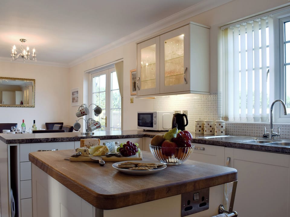 Well equipped kitchen | Island View, Crail, near Anstruther