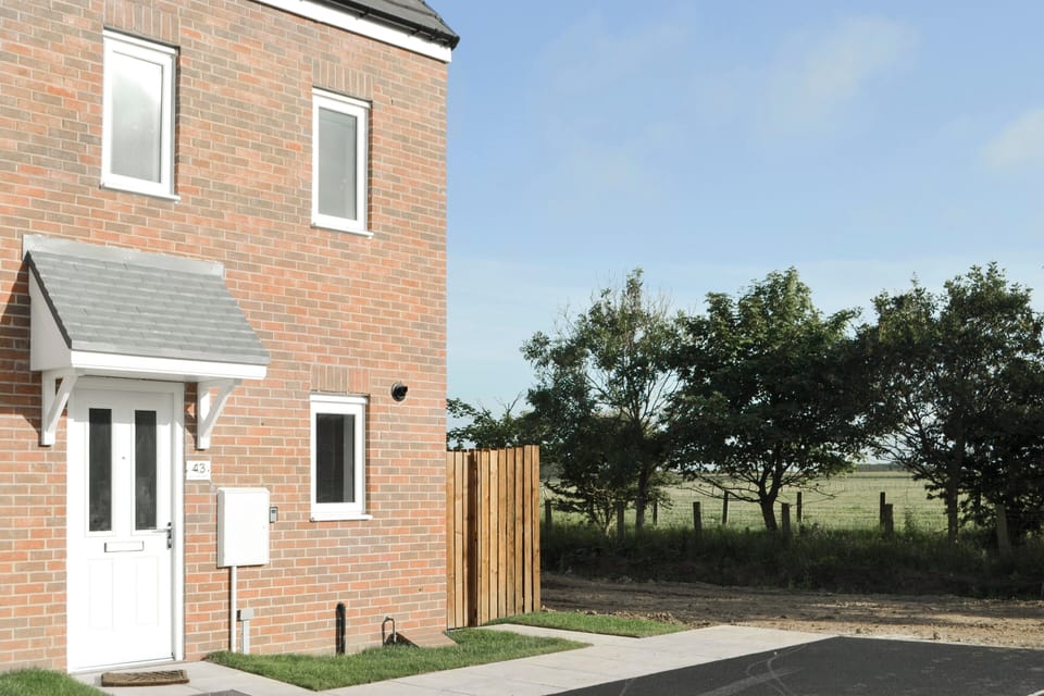Welcoming cottage entrance | Teal House, Amble