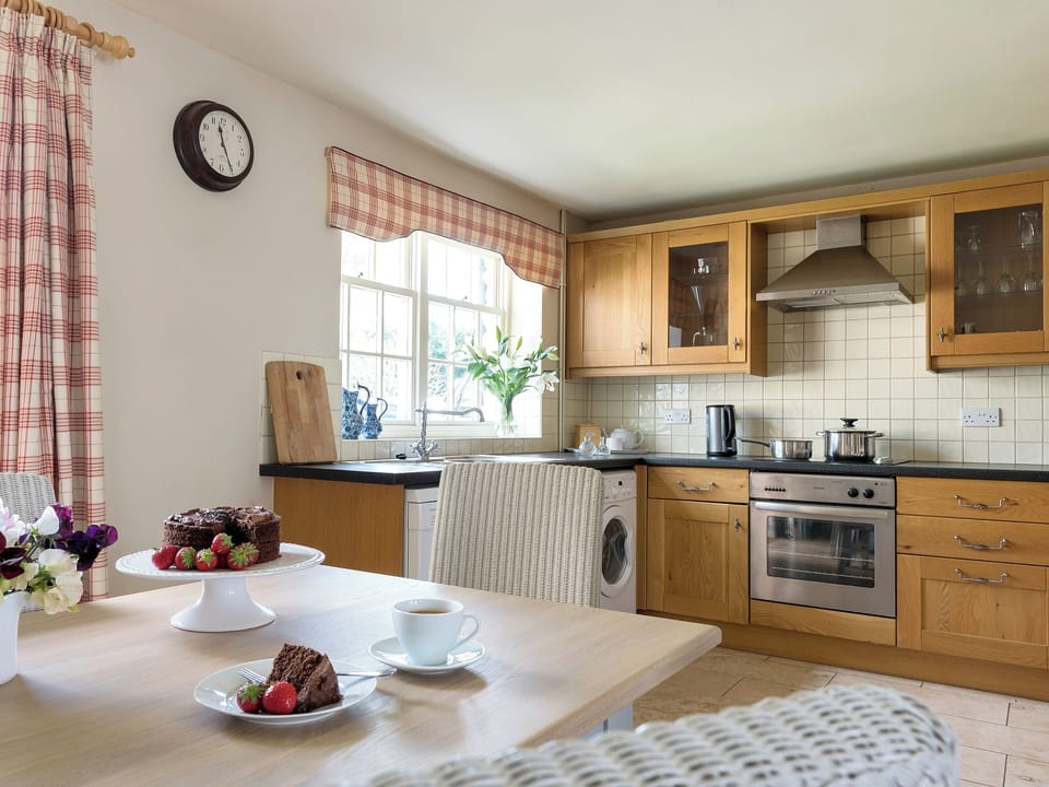 Spacious kitchen/dining room | Levisham - Hungate Cottages, Pickering