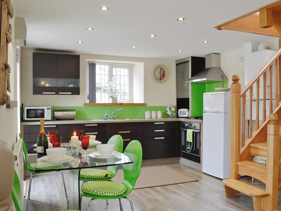 Well equipped kitchen | Lily Vale Cottage, Pontarddulais, near Llanelli