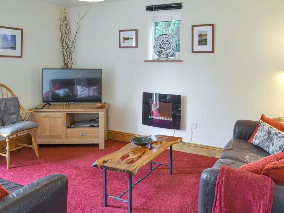 Welcoming living room | 1&frac34; Denwick View, Alnwick