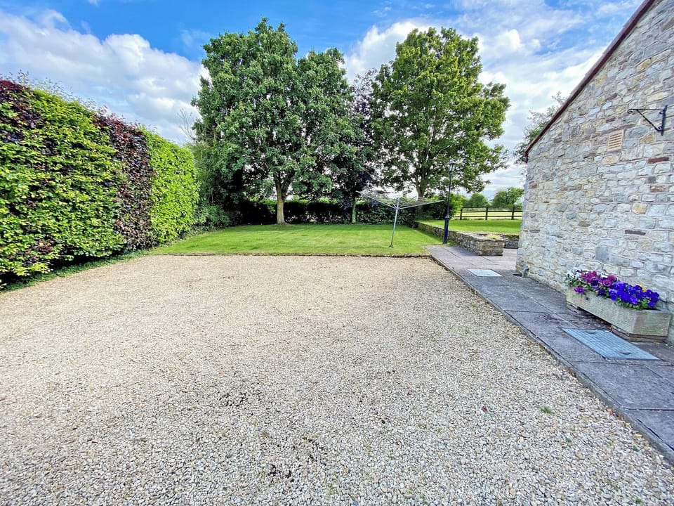Parking | Fox Cottage - Kingrove Farm, Chipping Sodbury