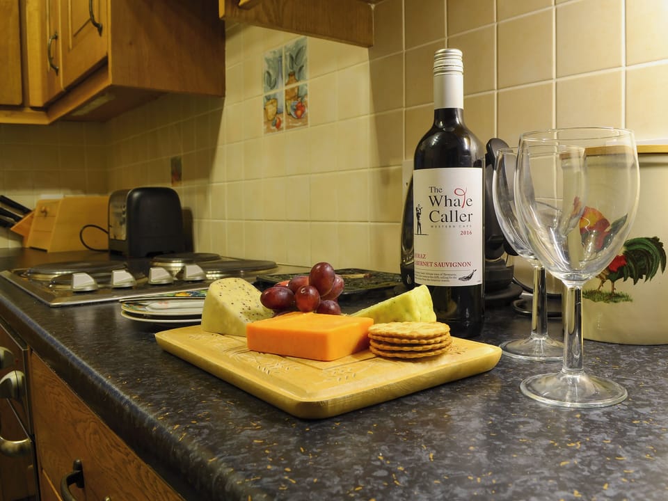 Kitchen | Elidir Cottage, Bontnewydd, Caernarfon