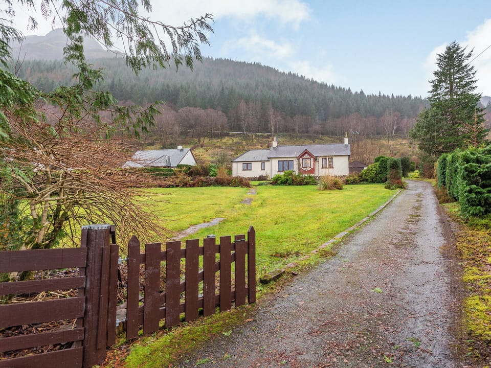 Exterior | Creagan Ruadh, Ratagan, By Kyle of Lochalsh