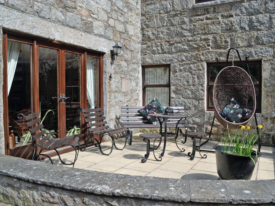 Relaxing sitting-out-area | Anvil, Waterwheel - Maidenholm, Dalbeattie, near Dumfries