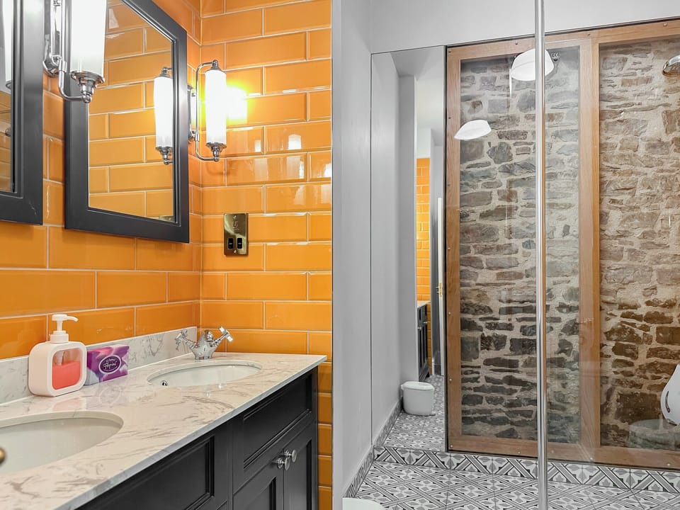 Bathroom | Skirr - Town Mills, Great Torrington