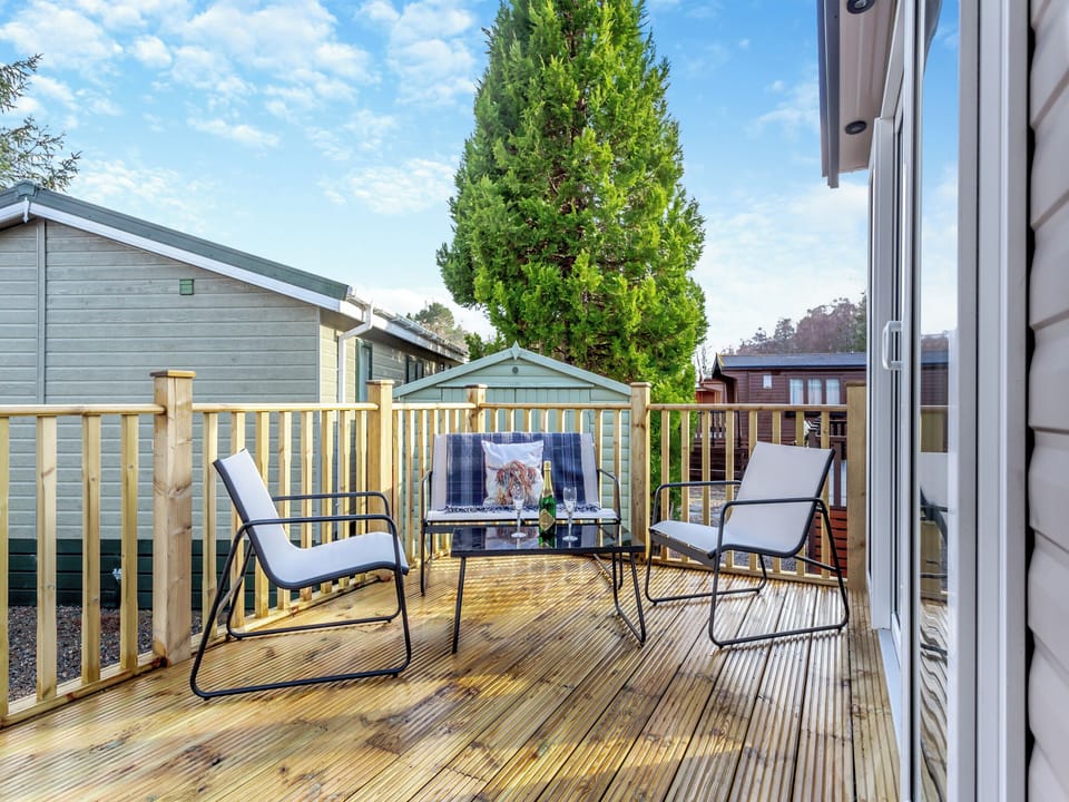 Sitting-out-area | The Pines, Aviemore