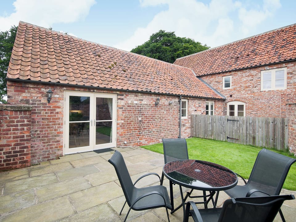 Sitting-out-area | Woldsend Holiday Cottages: Rose Cottage, Rillington