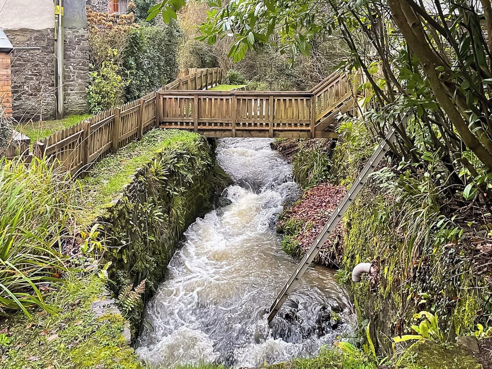 Surrounding area | Mere Brook - Town Mills, Great Torrington