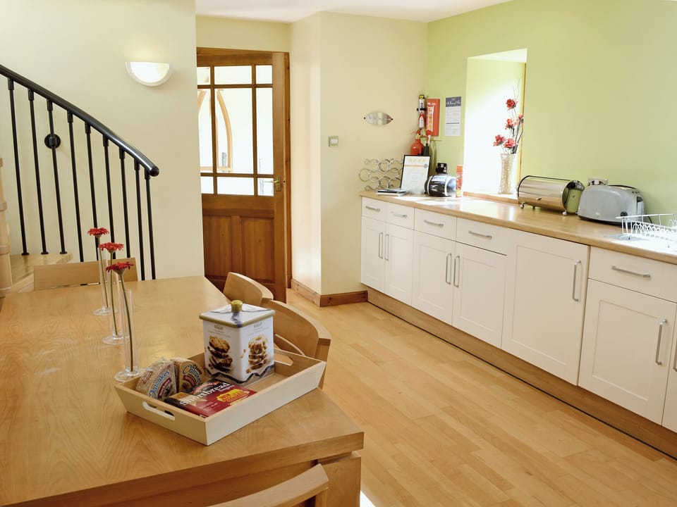 Kitchen/diner | The Old Sunday School, Buittle, Castle Douglas.