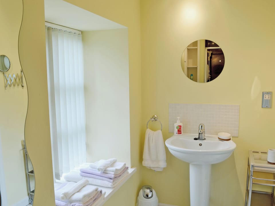 Bathroom | The Old Sunday School, Buittle, Castle Douglas.