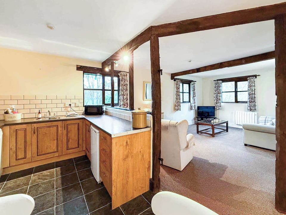 Open plan living space | Magpie - Cwm Chwefru Cottages, Newbridge-on-Wye, near Builth Wells