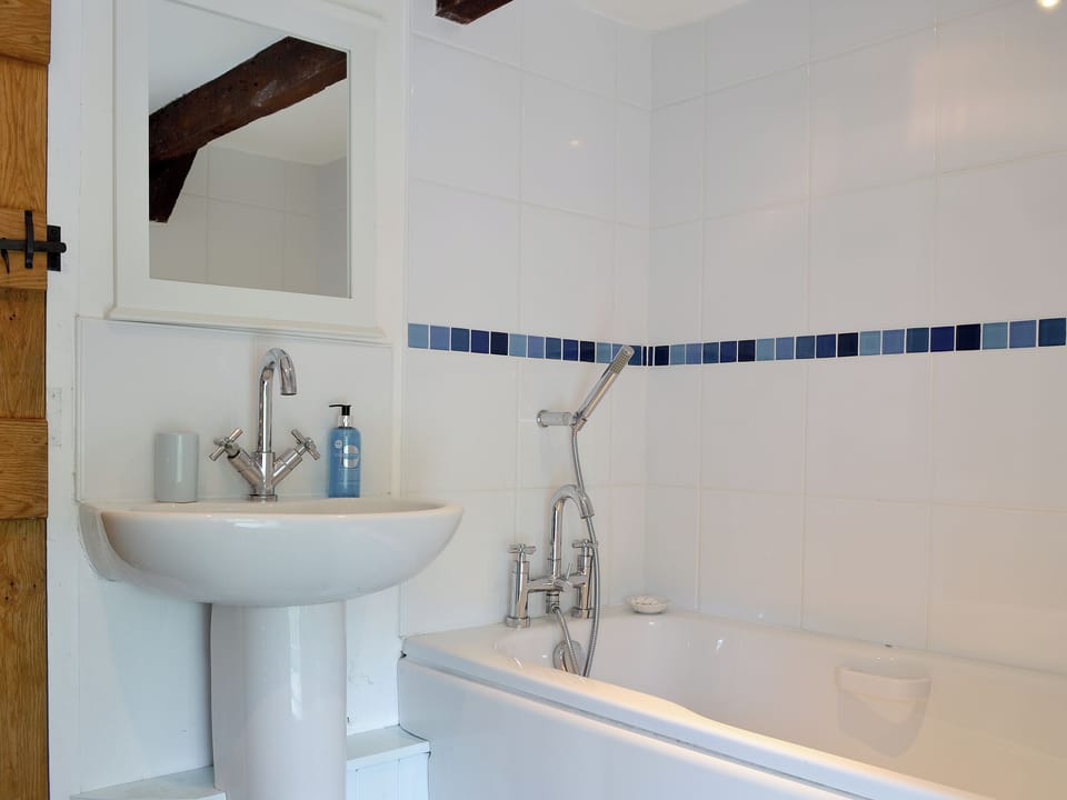 Bathroom | Llangrannog - Cei Newydd, Mwnt and Llangrannog, Nanternis near New Quay