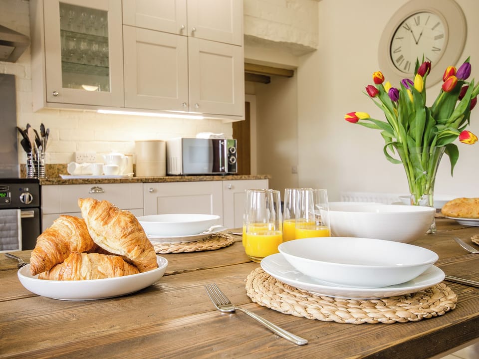Dining area | Valley View Barn - Bradbourne, Bradbourne, near Ashbourne
